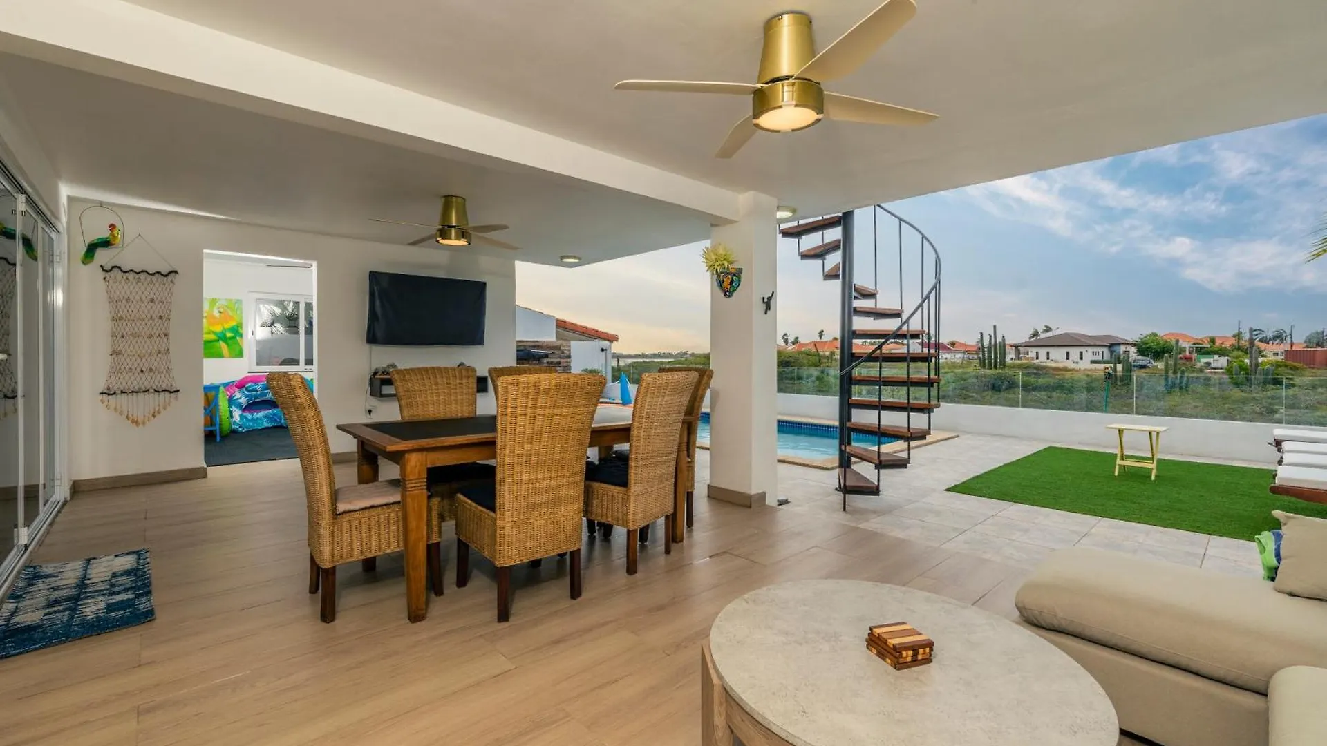 Salina Breeze Sea View Villa & Rooftop By Bocobay Palm Beach 0*,  Aruba