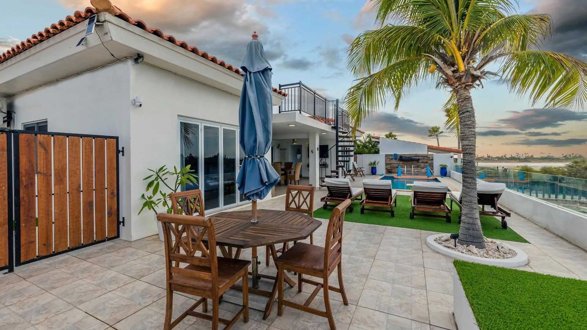 Salina Breeze Sea View Villa & Rooftop By Bocobay Palm Beach Aruba