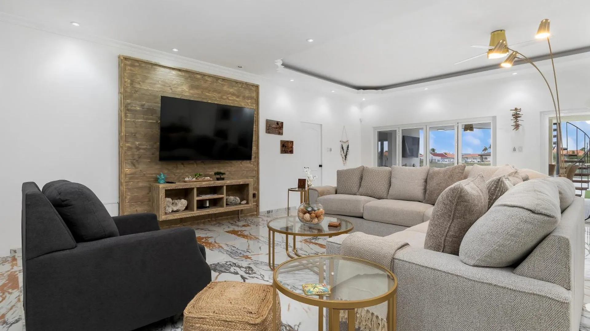 Salina Breeze Sea View Villa & Rooftop By Bocobay Palm Beach 0*,