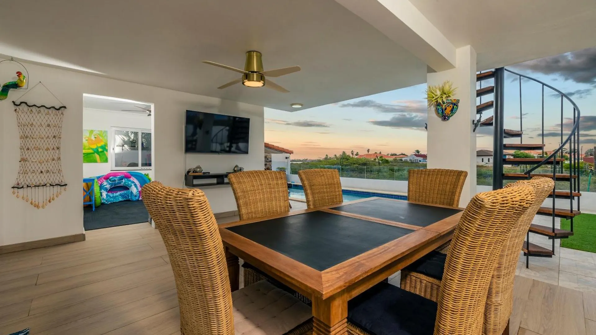 Salina Breeze Sea View Villa & Rooftop By Bocobay Palm Beach